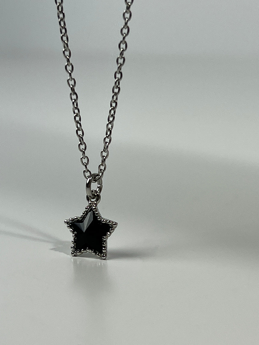 ﻿Little star necklace