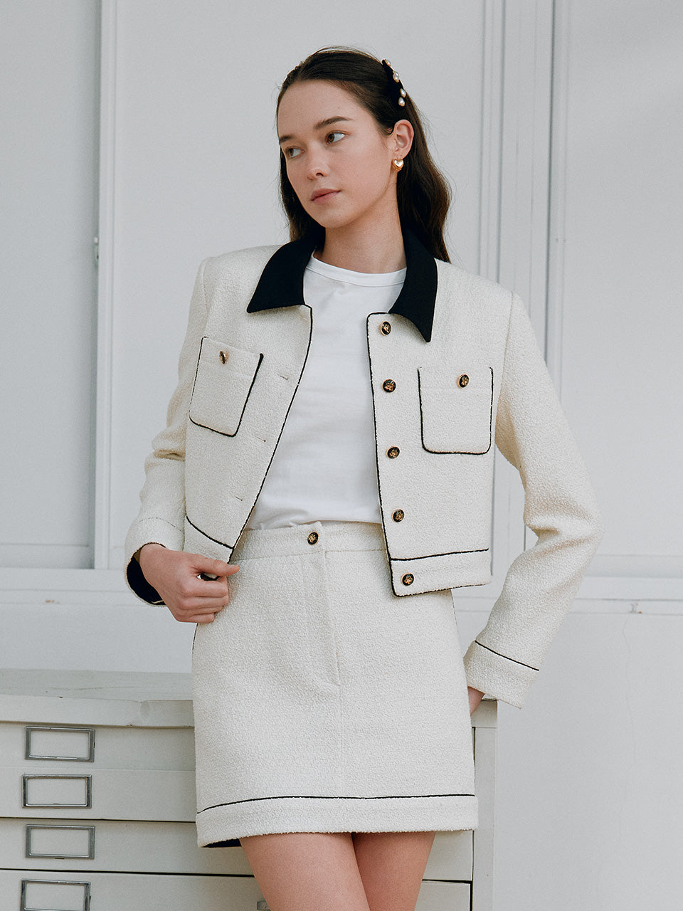 LINE CROP TWEED JACKET IVORY