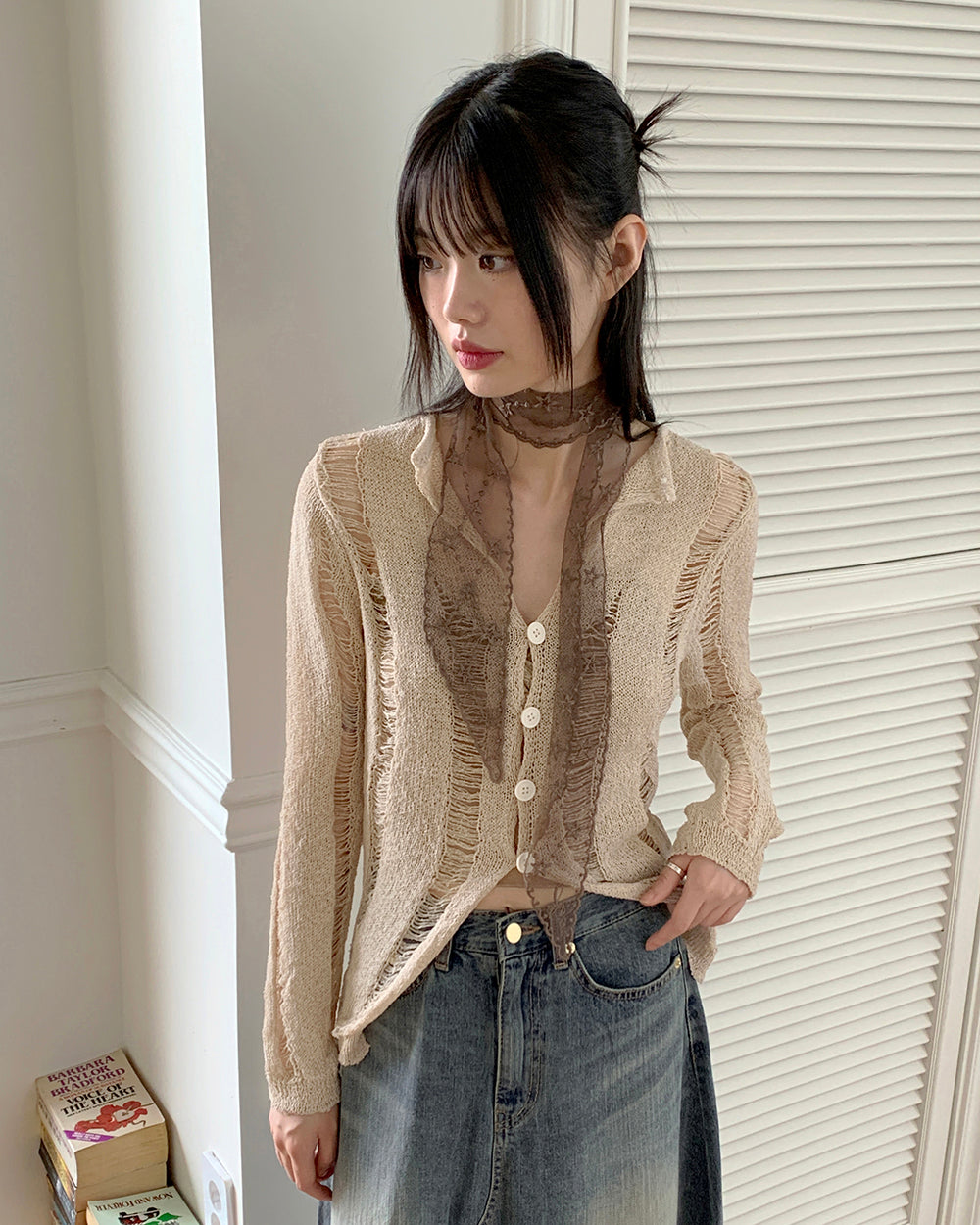 Gabel Damage Slit Button Long-sleeved Cardigan