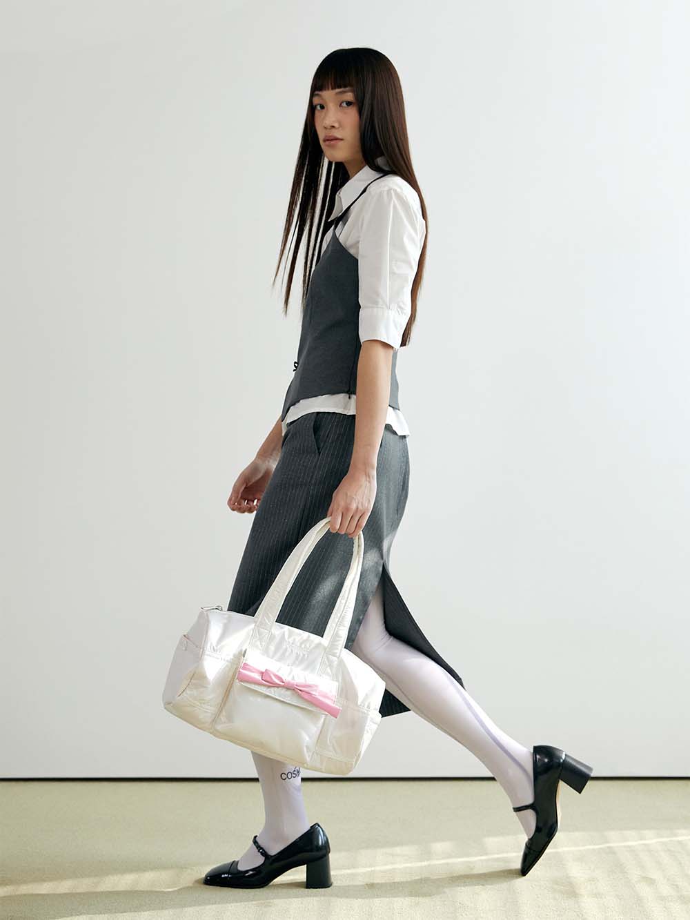 glossy ribbon duffle bag_white