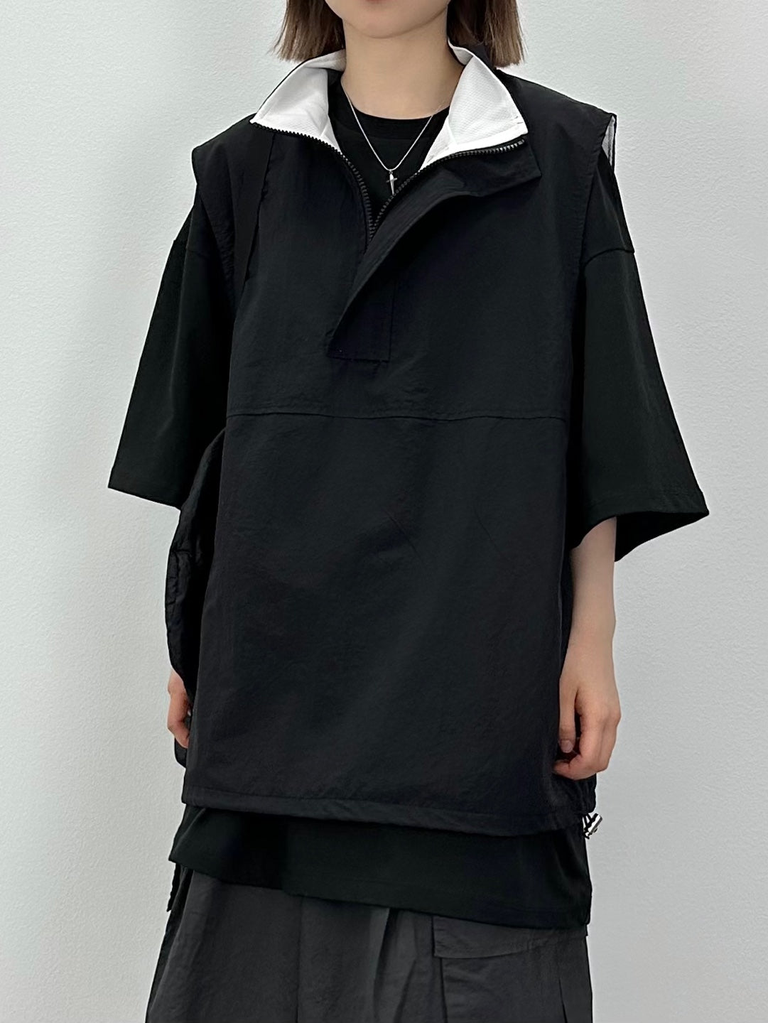 Mesh anorak Sleeveless