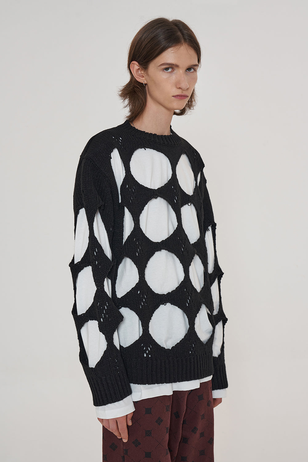 HOLE ARGYLE ROUND KNIT