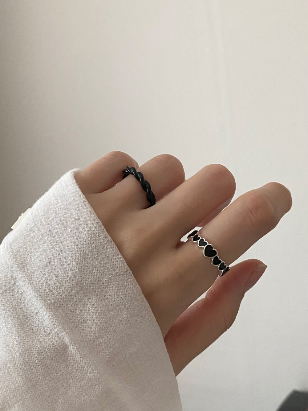 [3 set] Twisted Swan Heart Layered Ring Set / 2 color