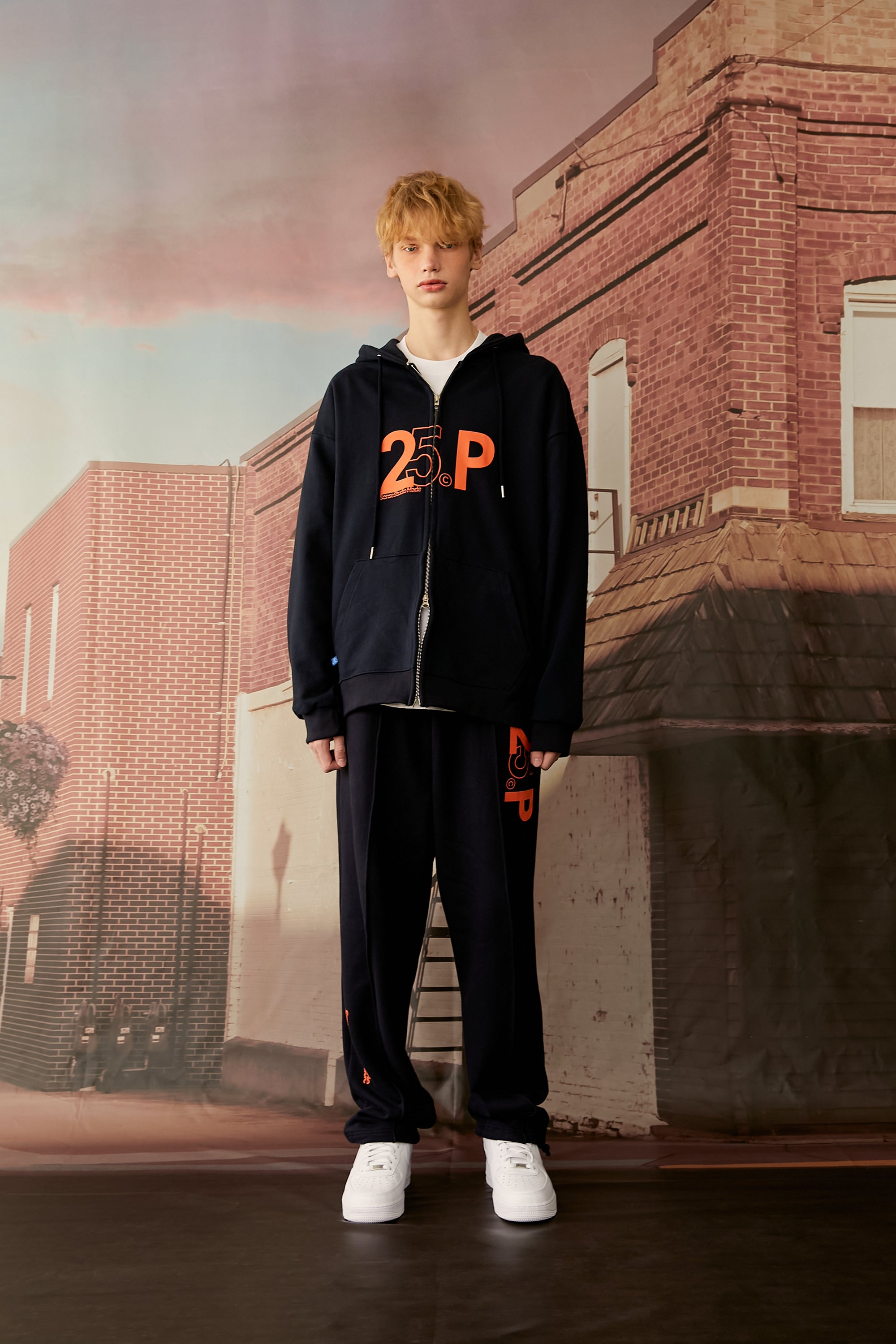 25P SENSE LOGO HOOD ZIP UP_NAVY