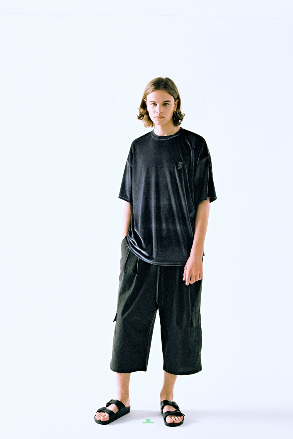 DROP-SHOULDER VELVET 1/2 TEE (Charcoal)