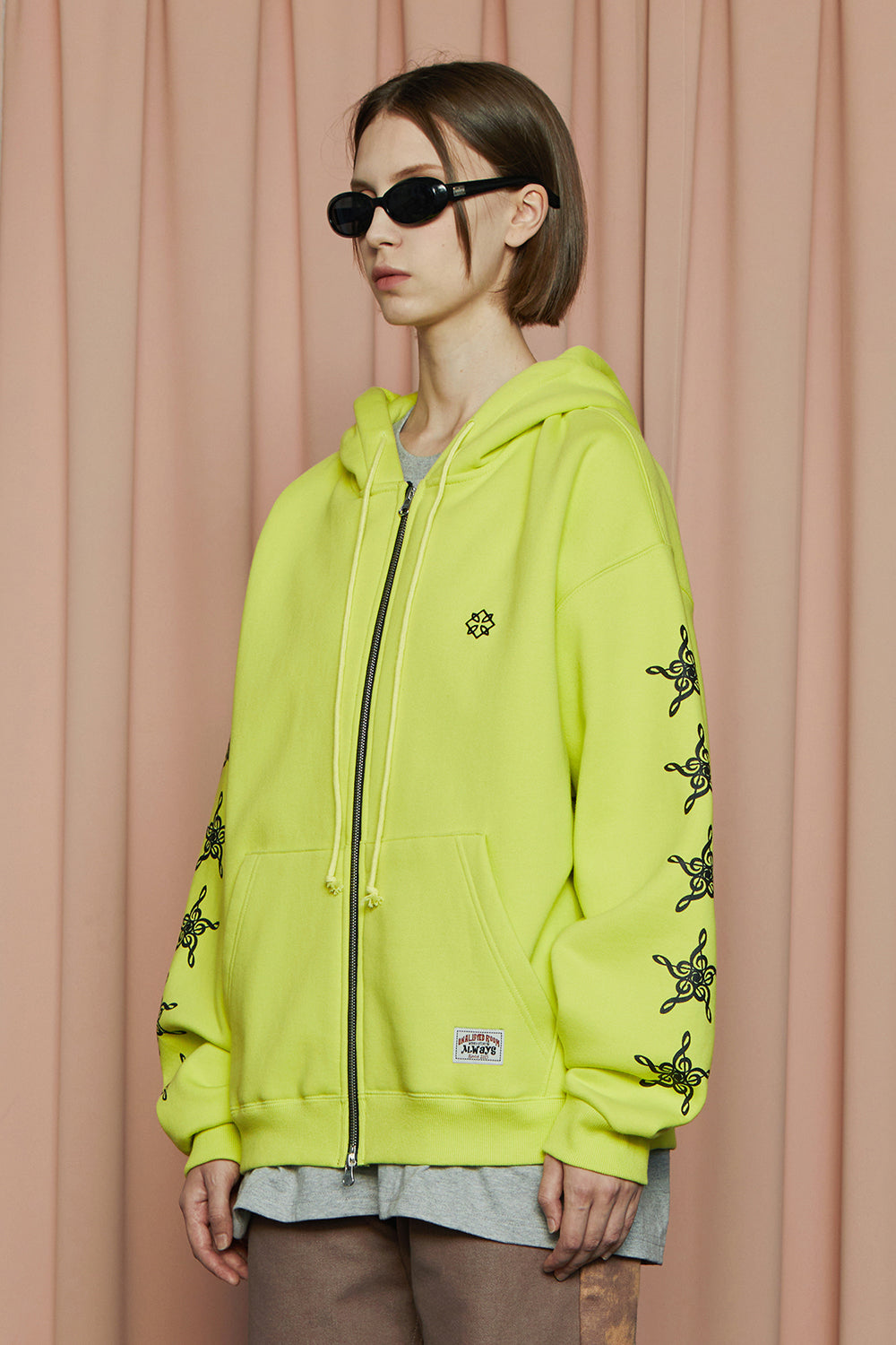 STAR ZIP-UP HOODIE / LIME YELLOW