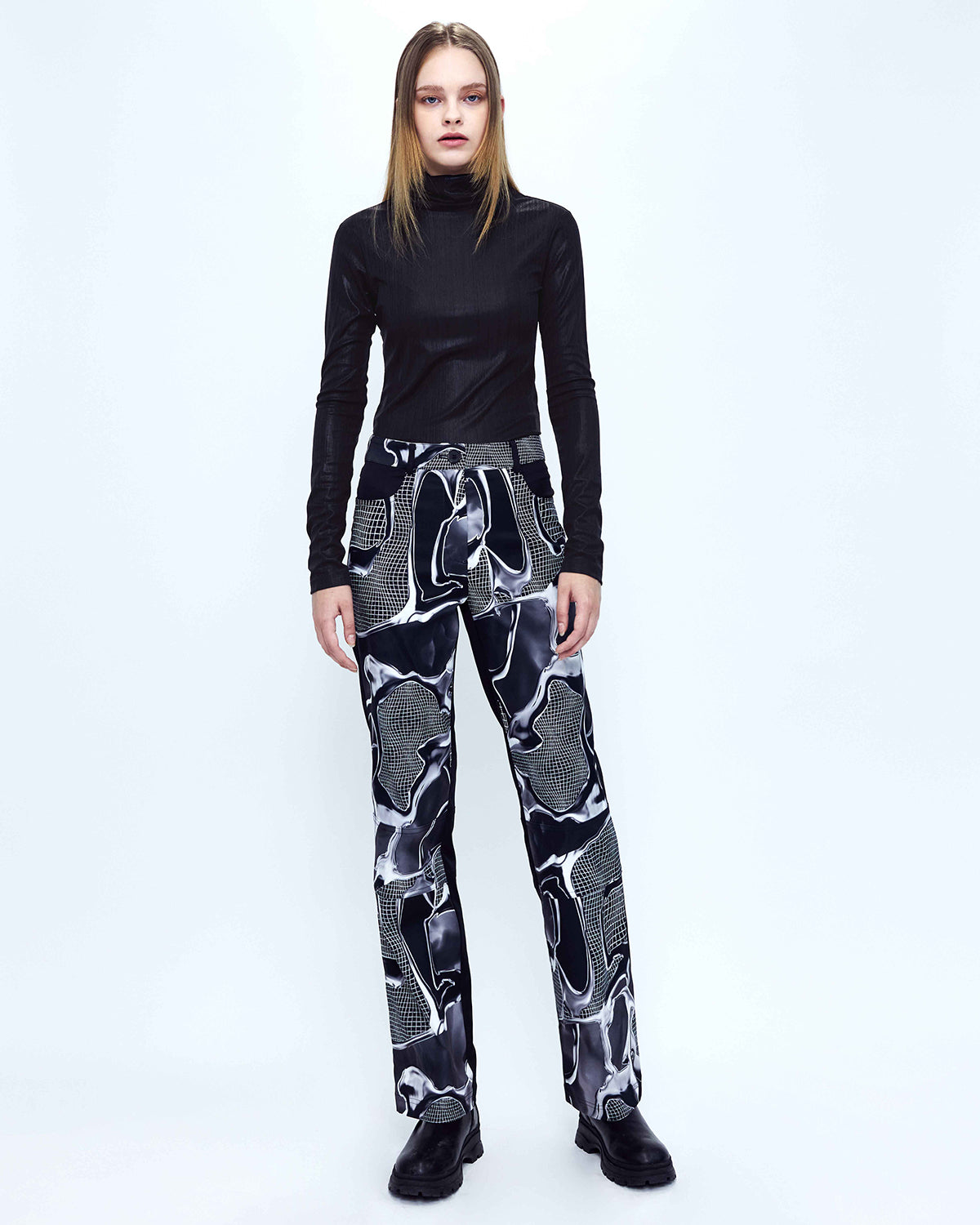 Grid Graphic Trousers _ Black