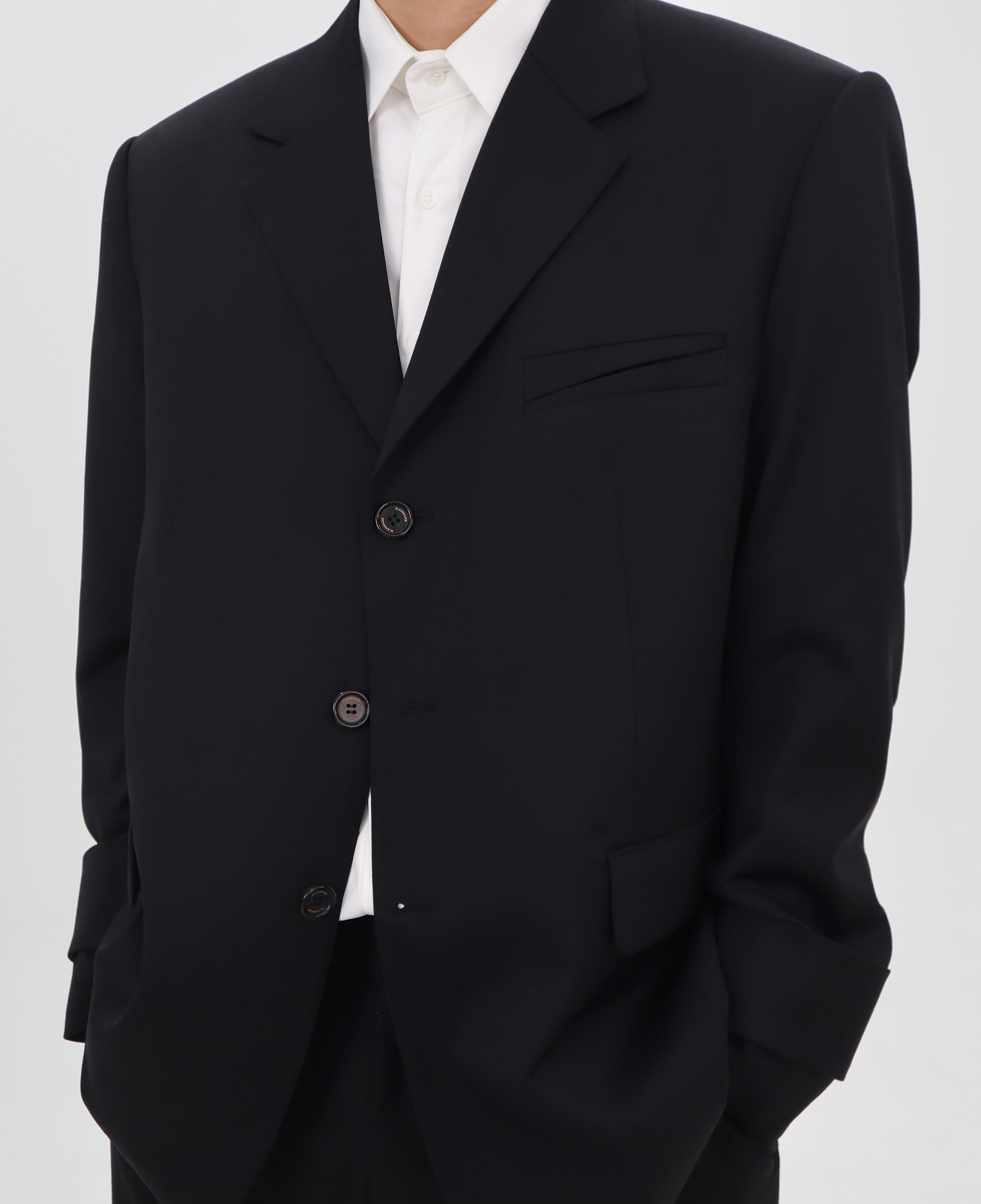 3BUTTON TAILORED STRAP BLAZER Noir