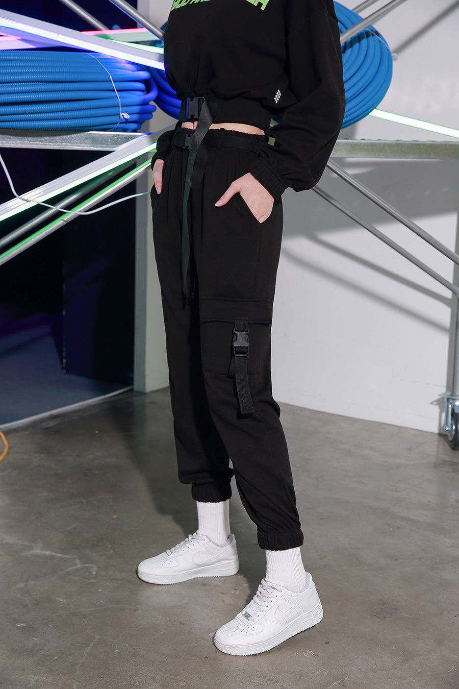 BOT(7727) Belted Jogger Pants