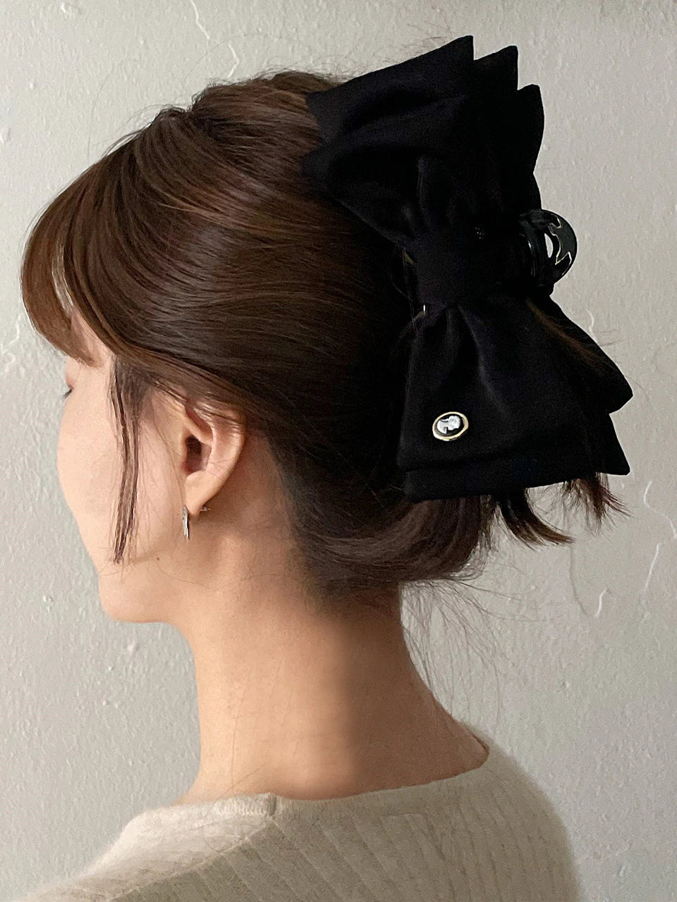 oar Vintage Cameo Ribbon Hair Claw [Black]