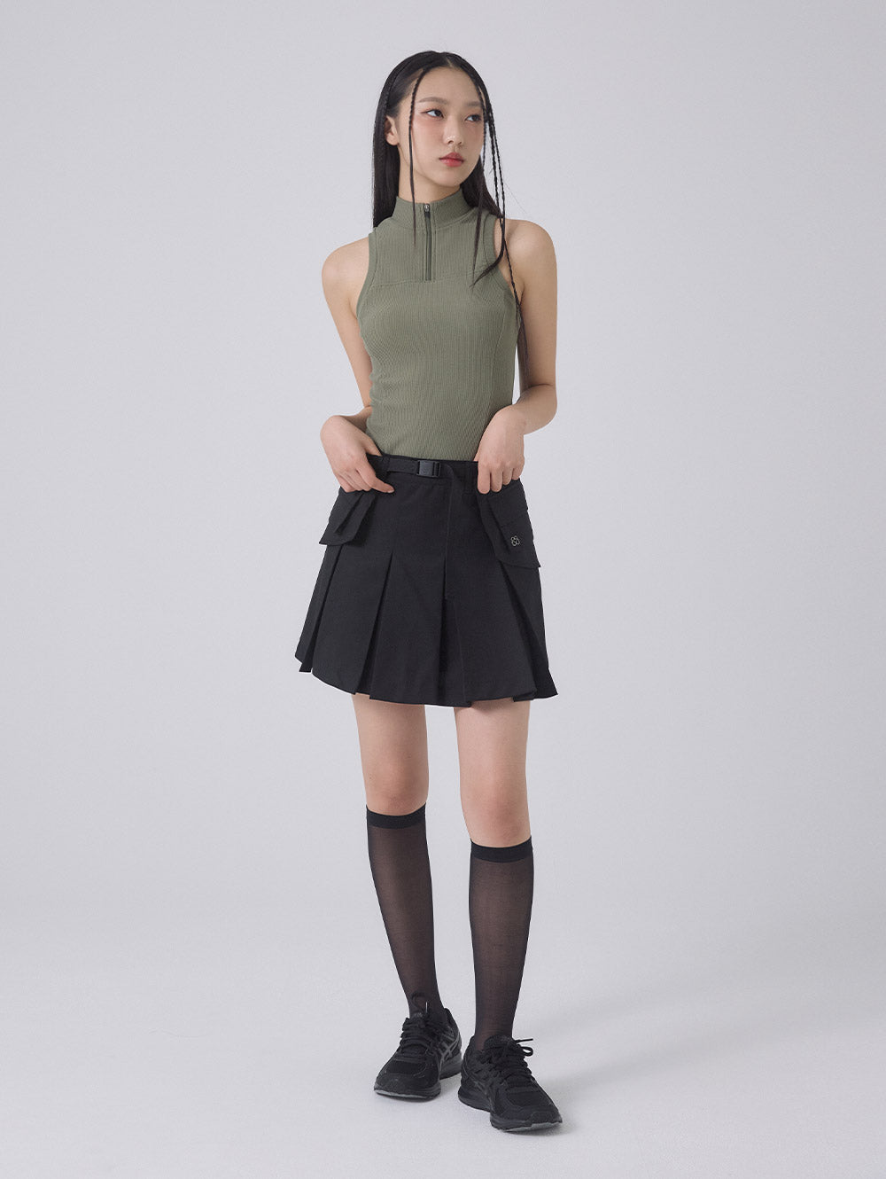 DETACHABLE POCKET PLEATED SKIRT [BLACK]