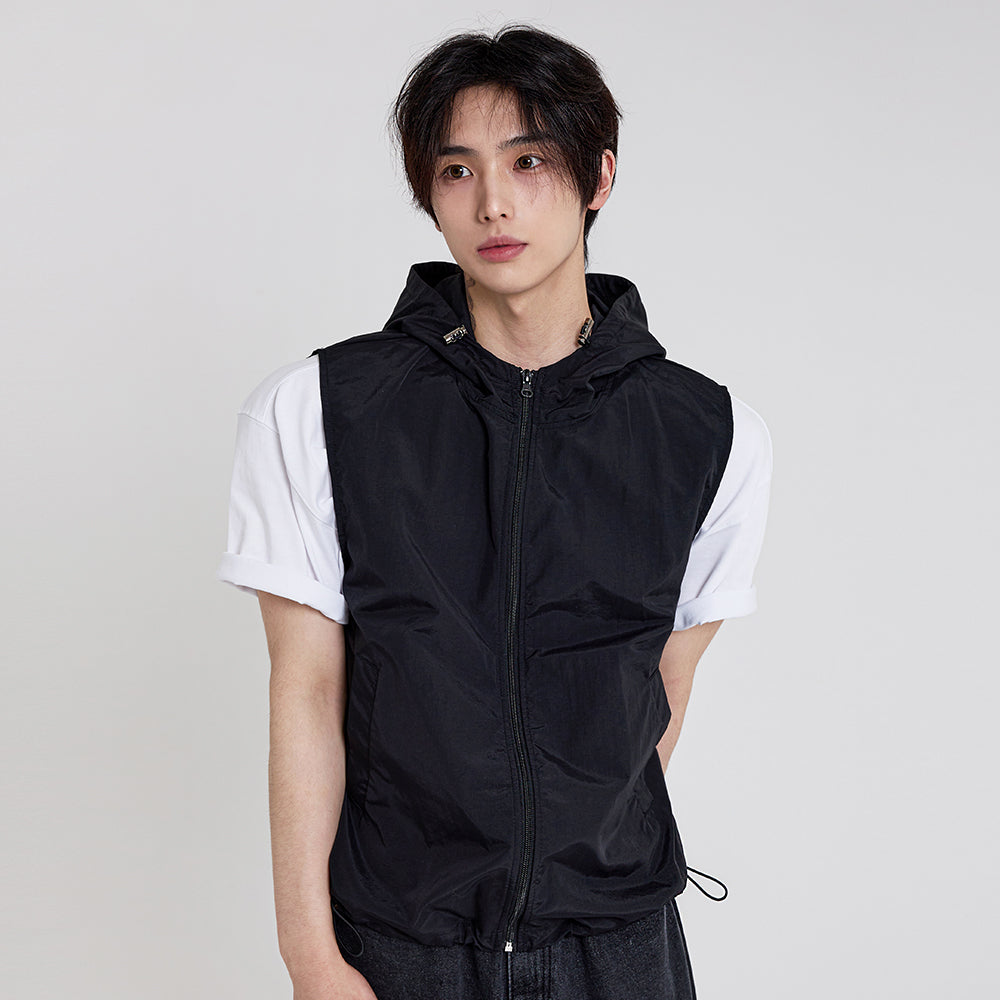 crop nylon hood vest