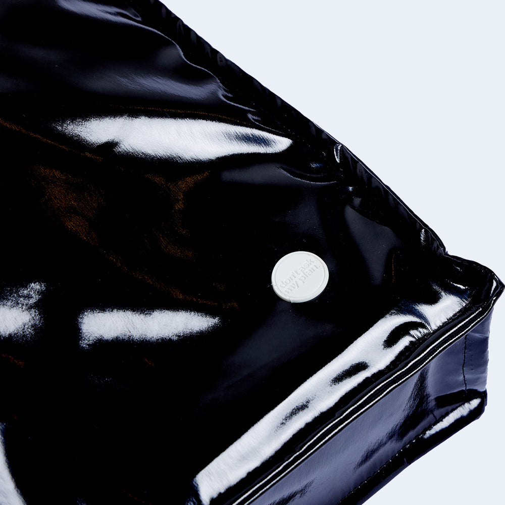 DAMP MANGO SQUARE SHOULDER BAG_BLACK