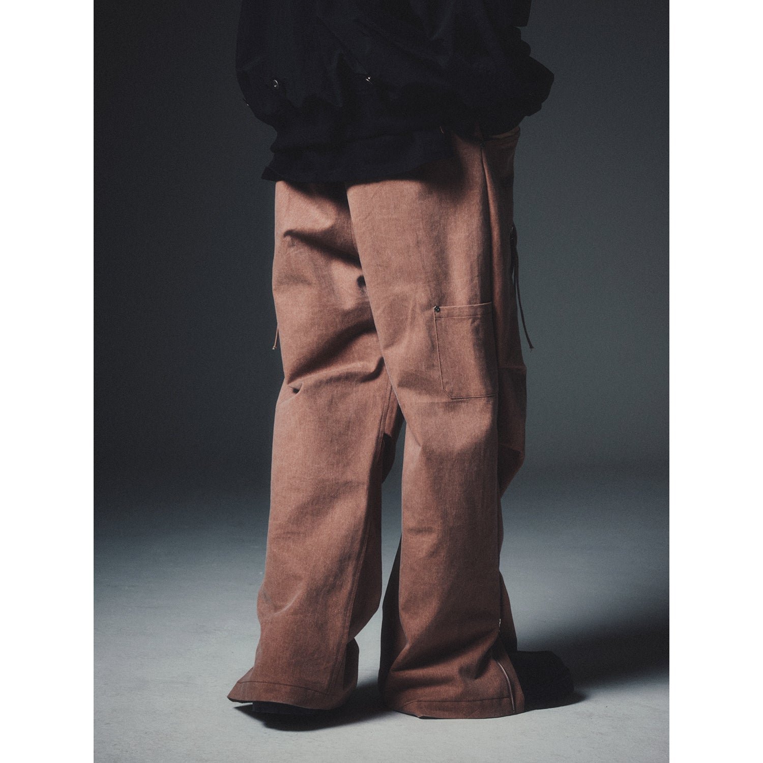 CARTER DIAGONAL ZIP PARASHUTE PANTS_PK