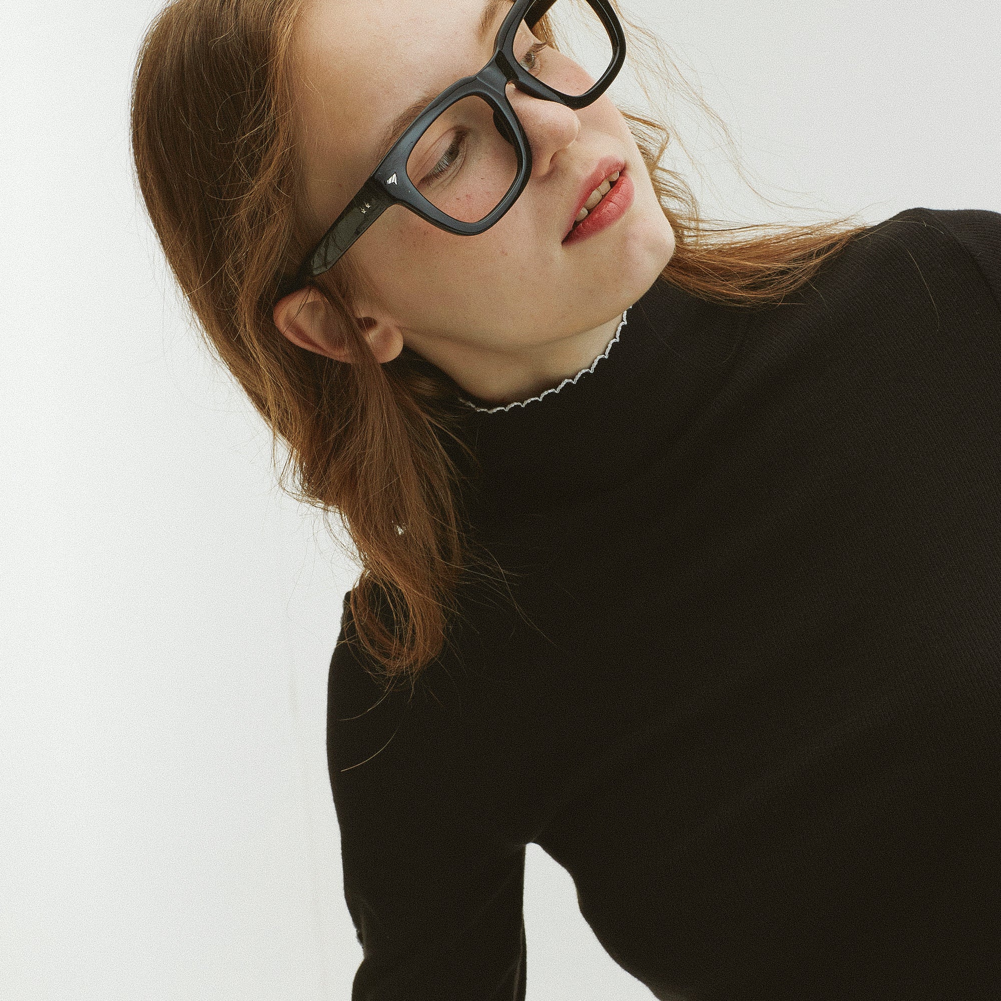 PICOT STITCH RIBBED TURTLENECK T-SHIRT_BLACK