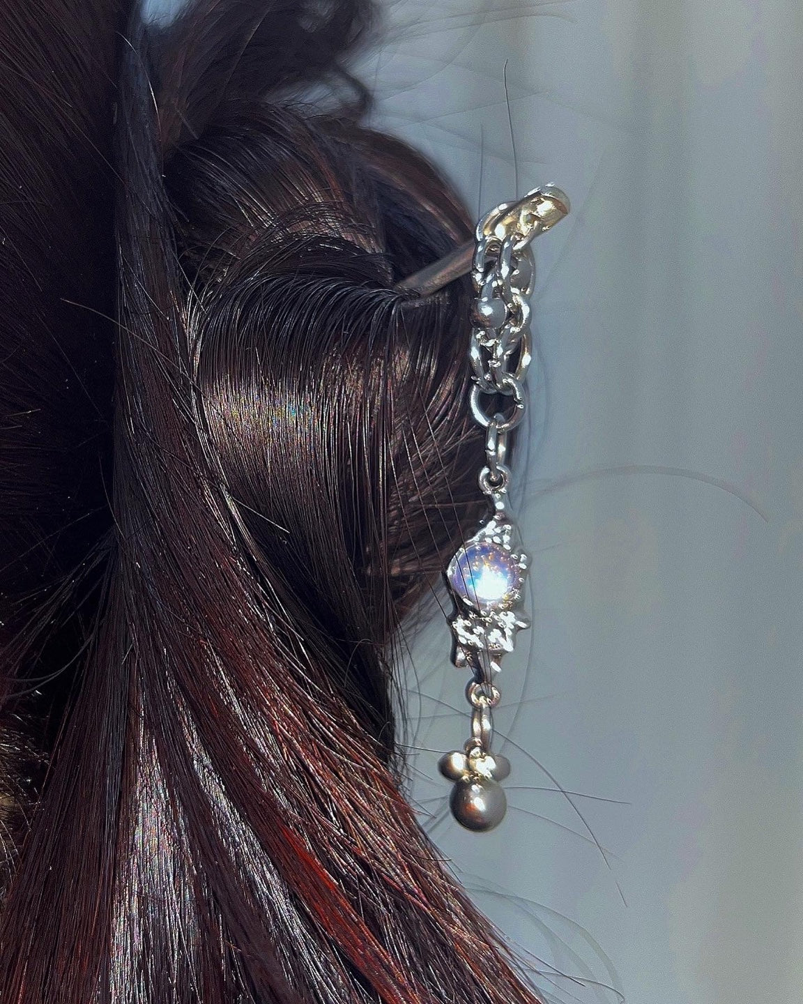 Pierced drop ornamental hairpin