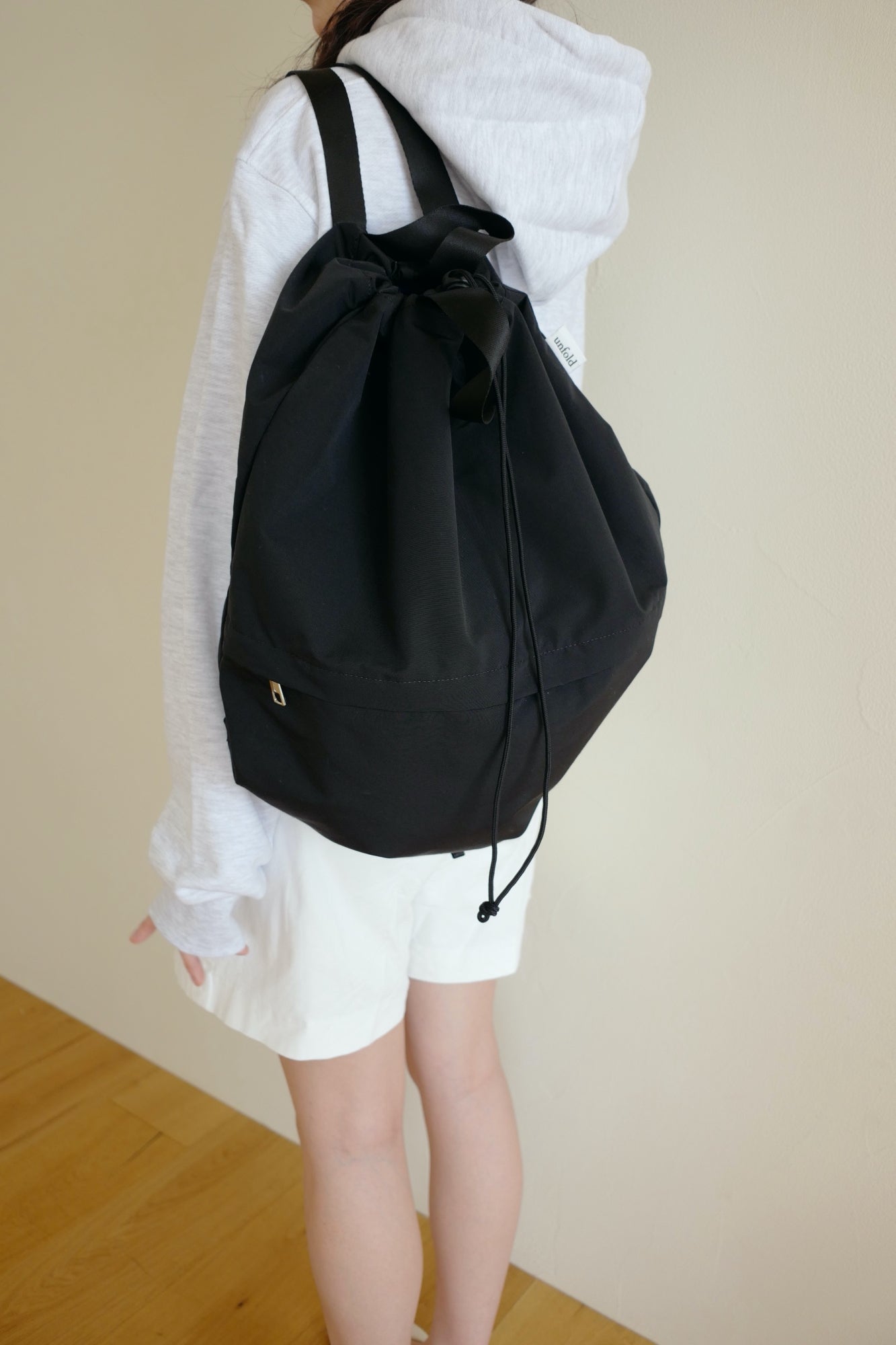 String backpack (Black)