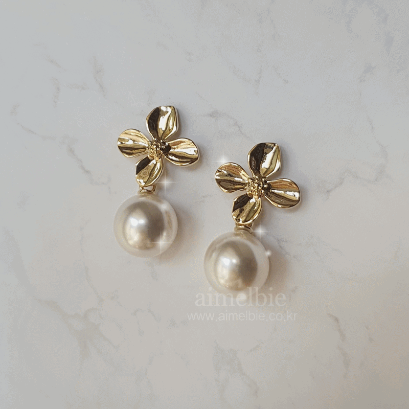 Botanic Flower and Pearl Piercing - Gold Color