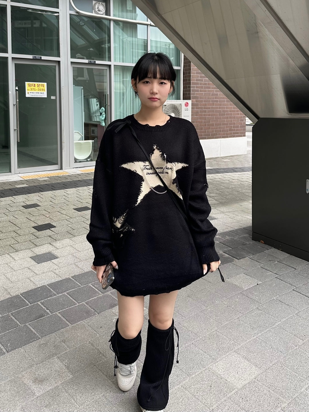 Chain-Star Loose Knit Sweater