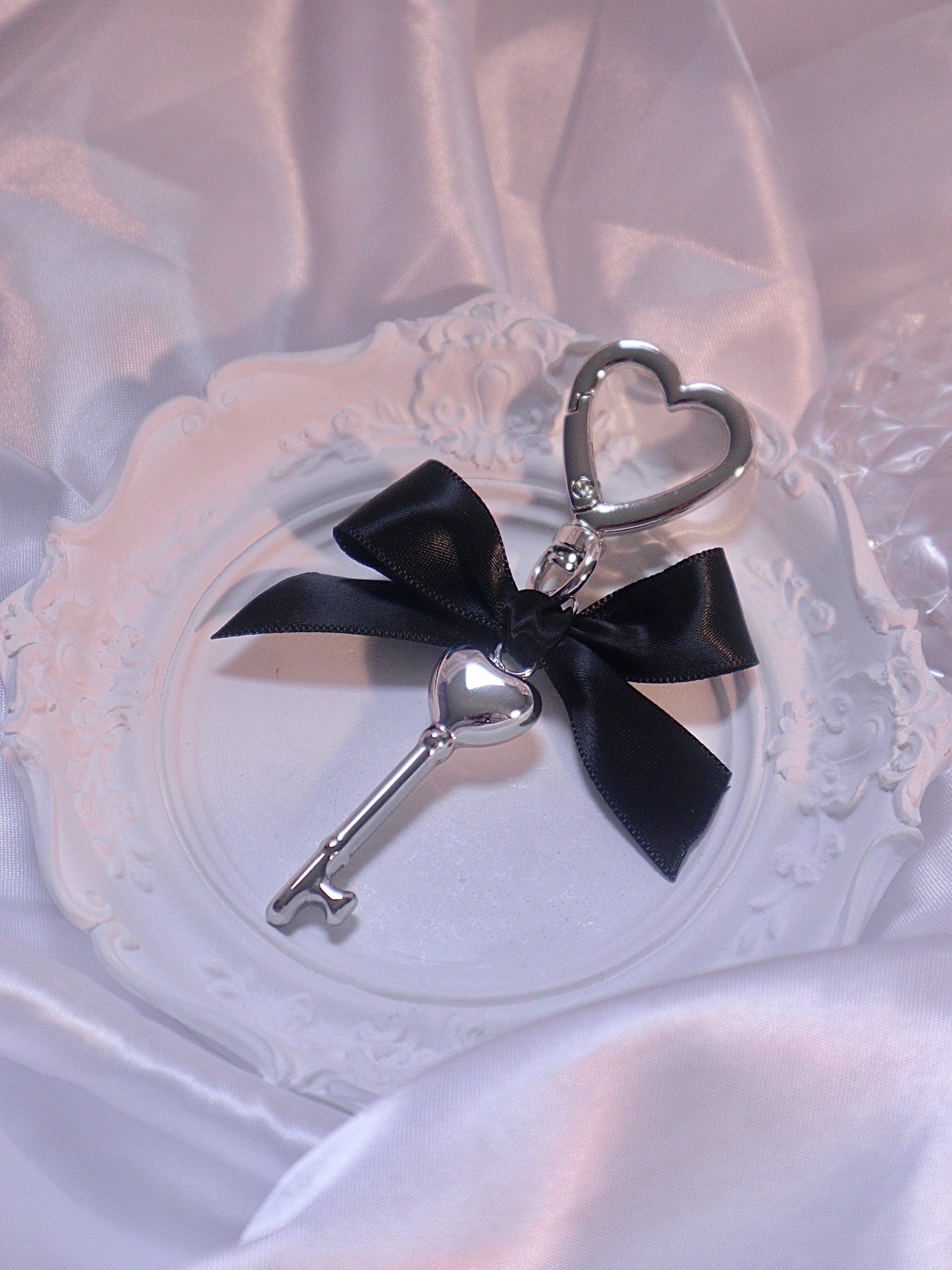 Black Ribbon Heart Key Keyring