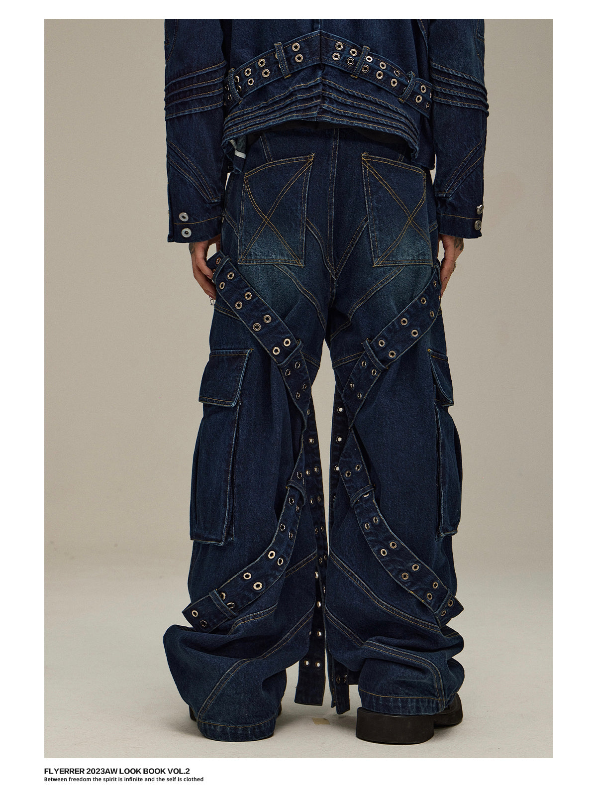 heavy-duty pleated stitching hardware drape jeans