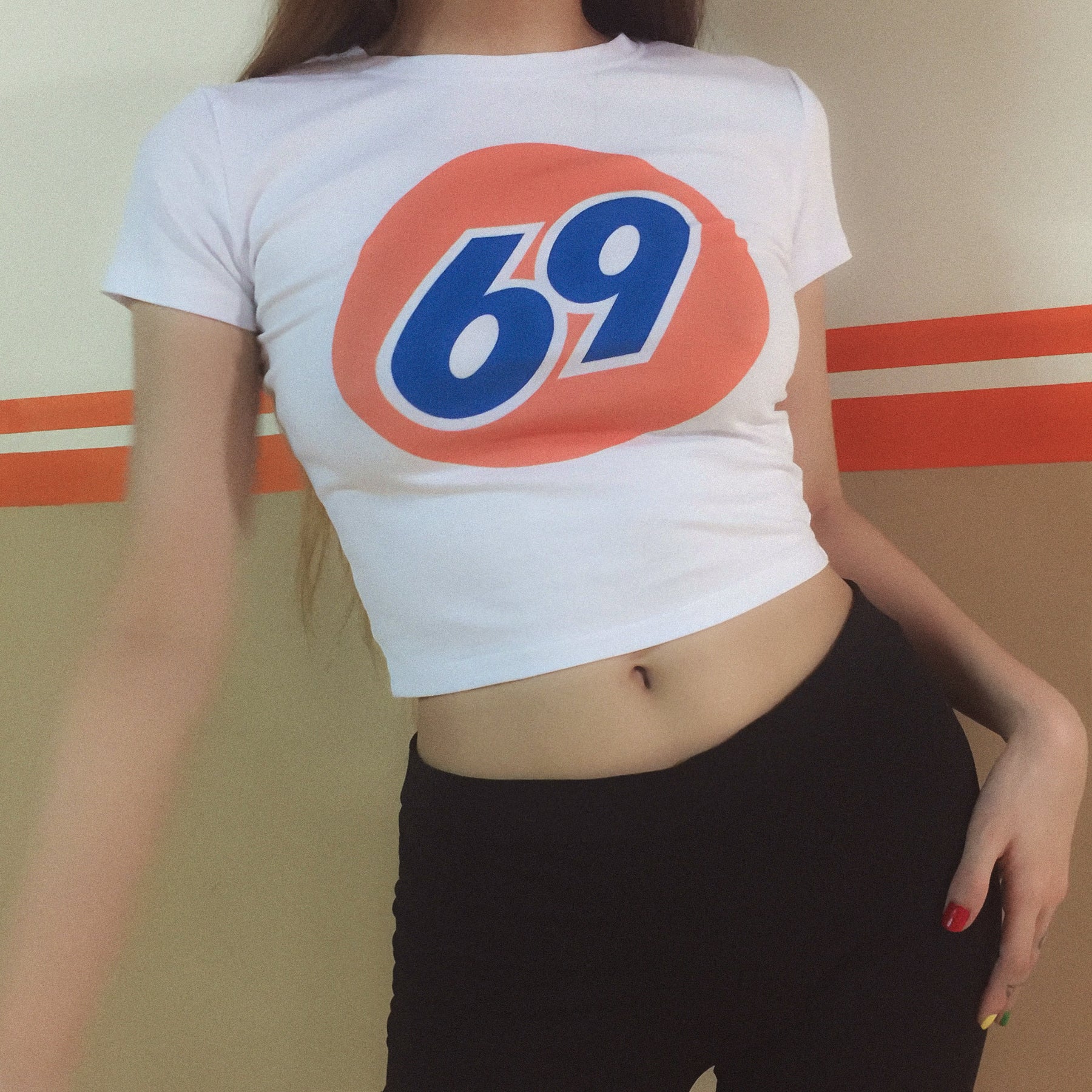 69 GAS STATION CROP TEE - MJN