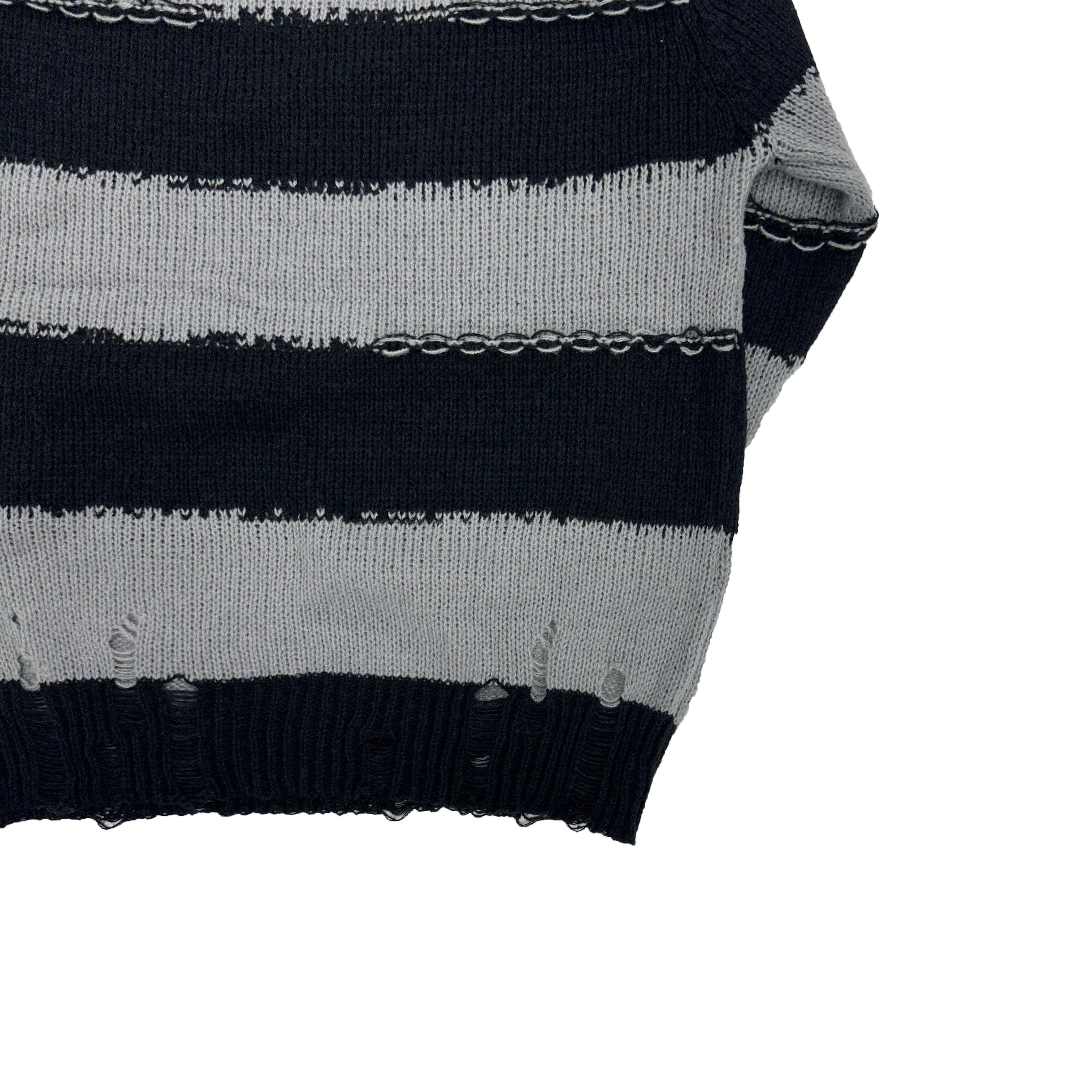 Damage stripe knitwear