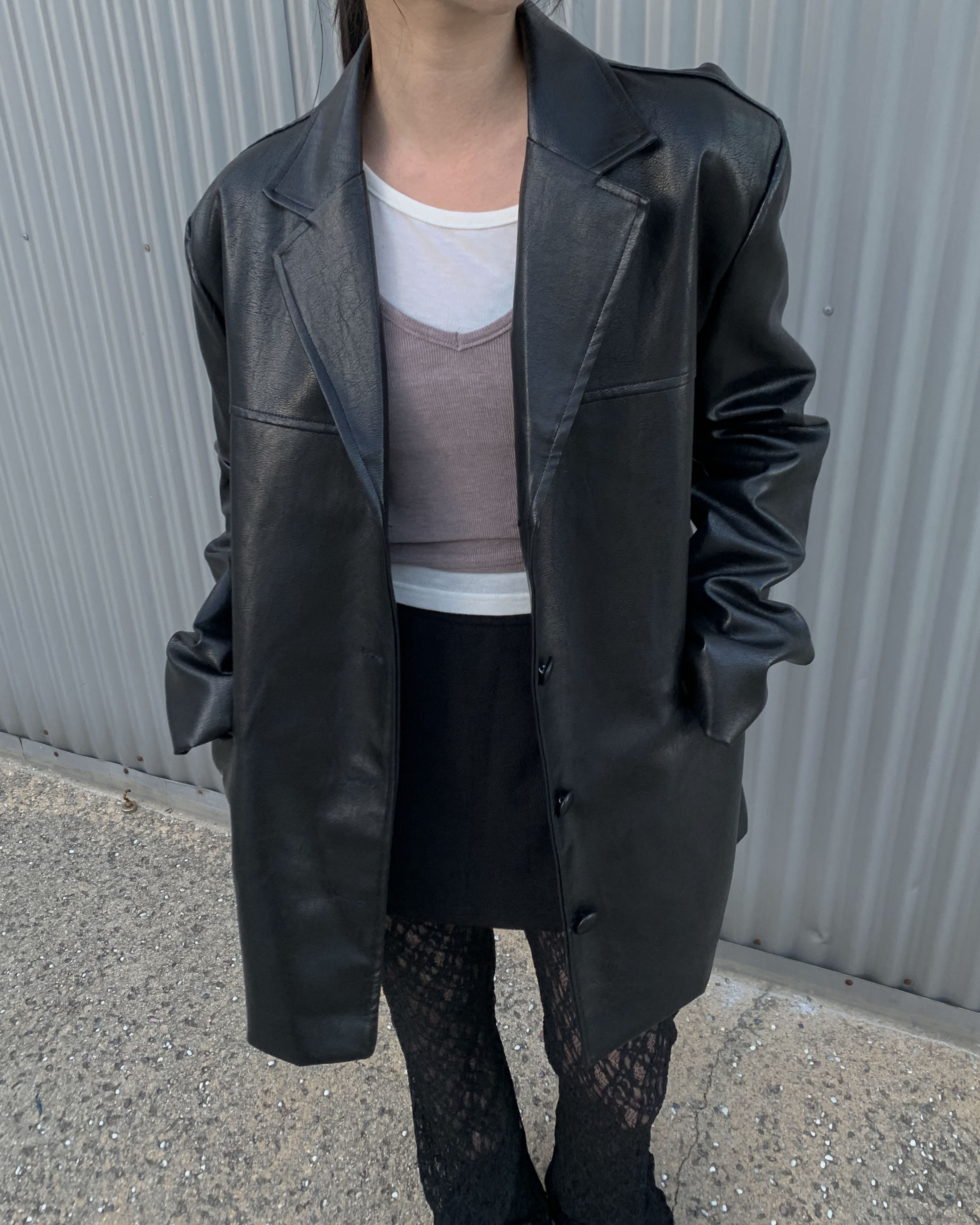 Leather half jacket