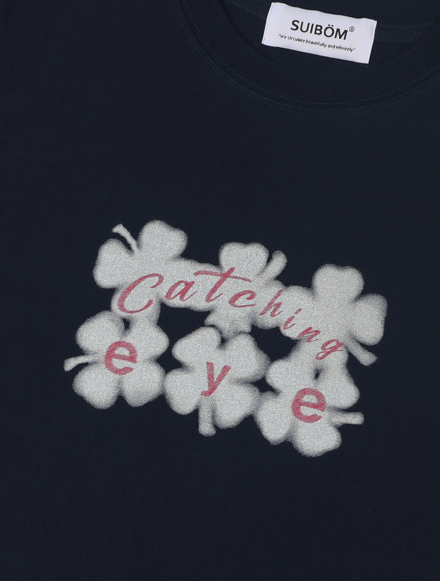 Catching Eye Crop T-Shirt in Navy