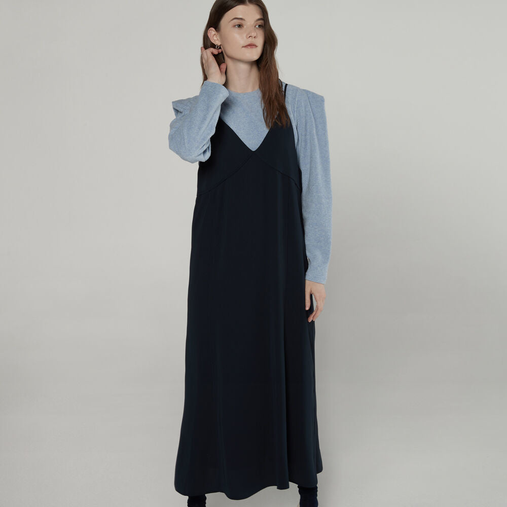 Back point layered dress