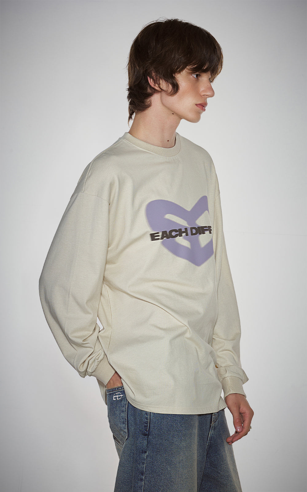 BLUR HEART LONG SLEEVE_BEIGE