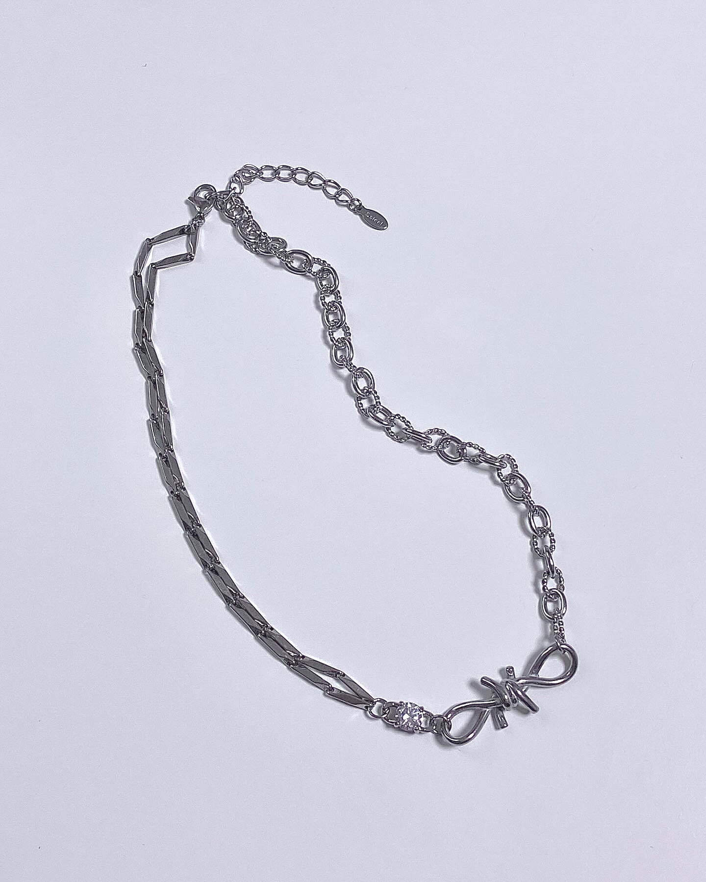 Twisted Ribbon Cubic Bold Choker Necklace