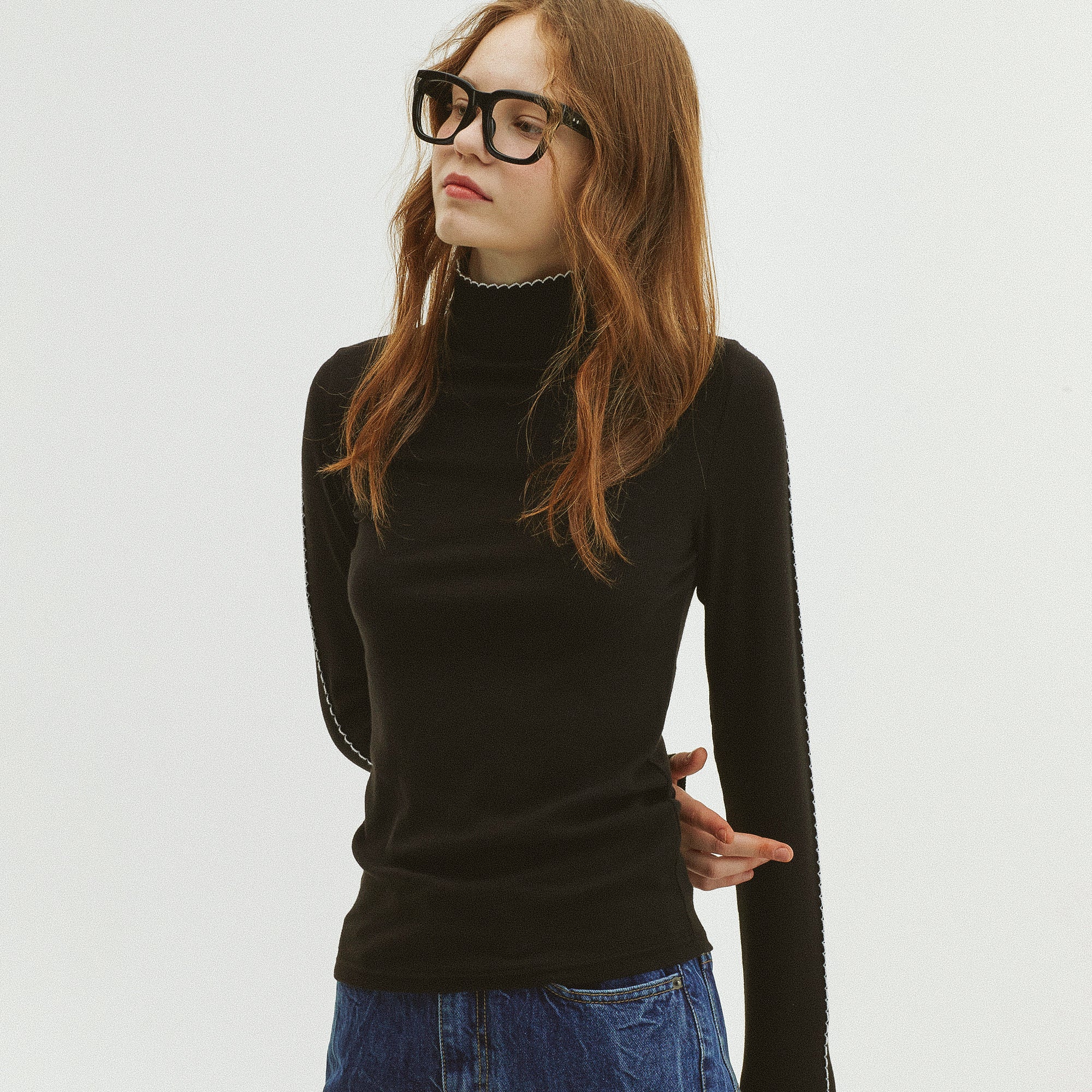 PICOT STITCH RIBBED TURTLENECK T-SHIRT_BLACK