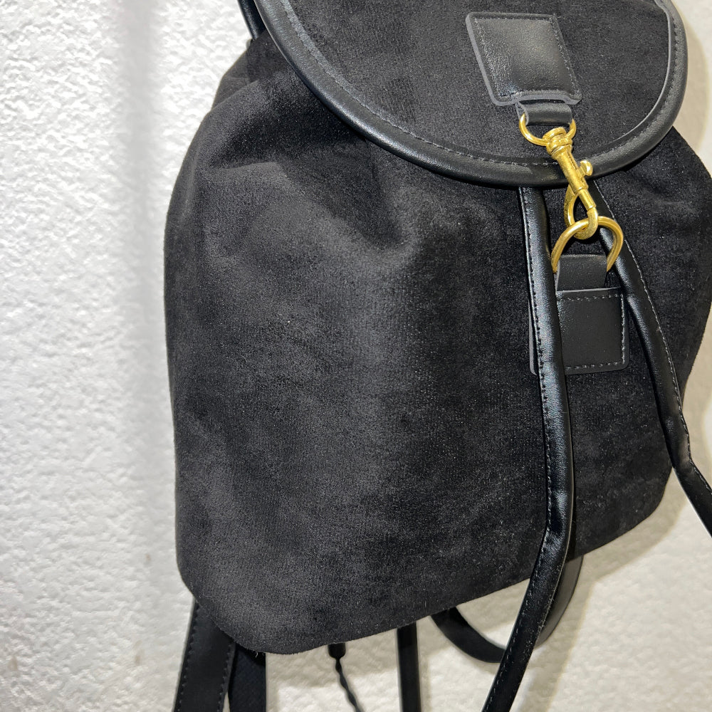 Classic suede hook back pack (Black)