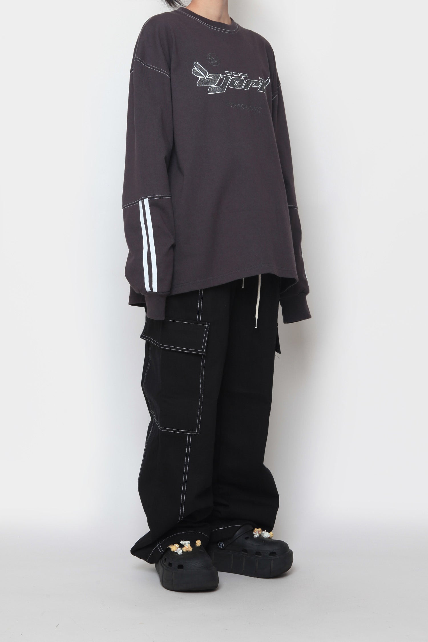 cut stitch cargo pants