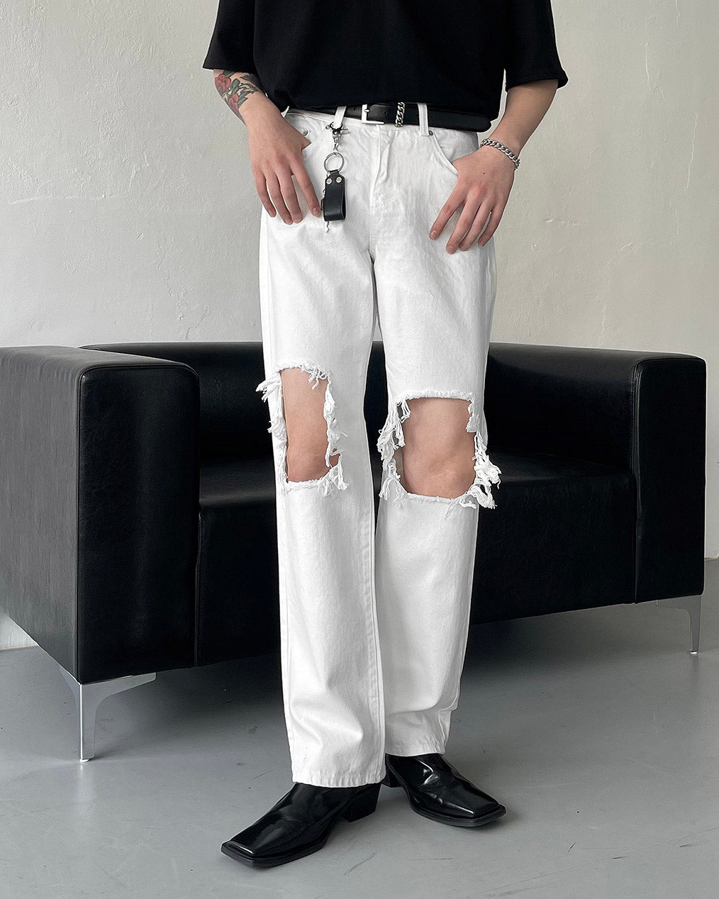 MZ234 Knee Dismiss White Denim Pants