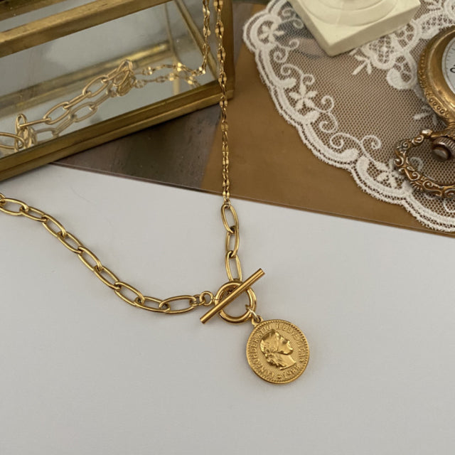 al Elizabethan coin toggle bar chain simple necklace