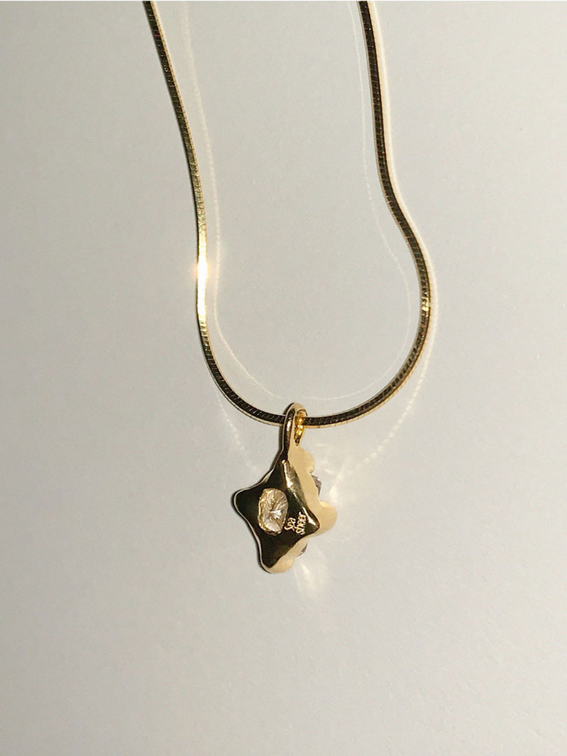 PROT NECKLACE (GOLD)