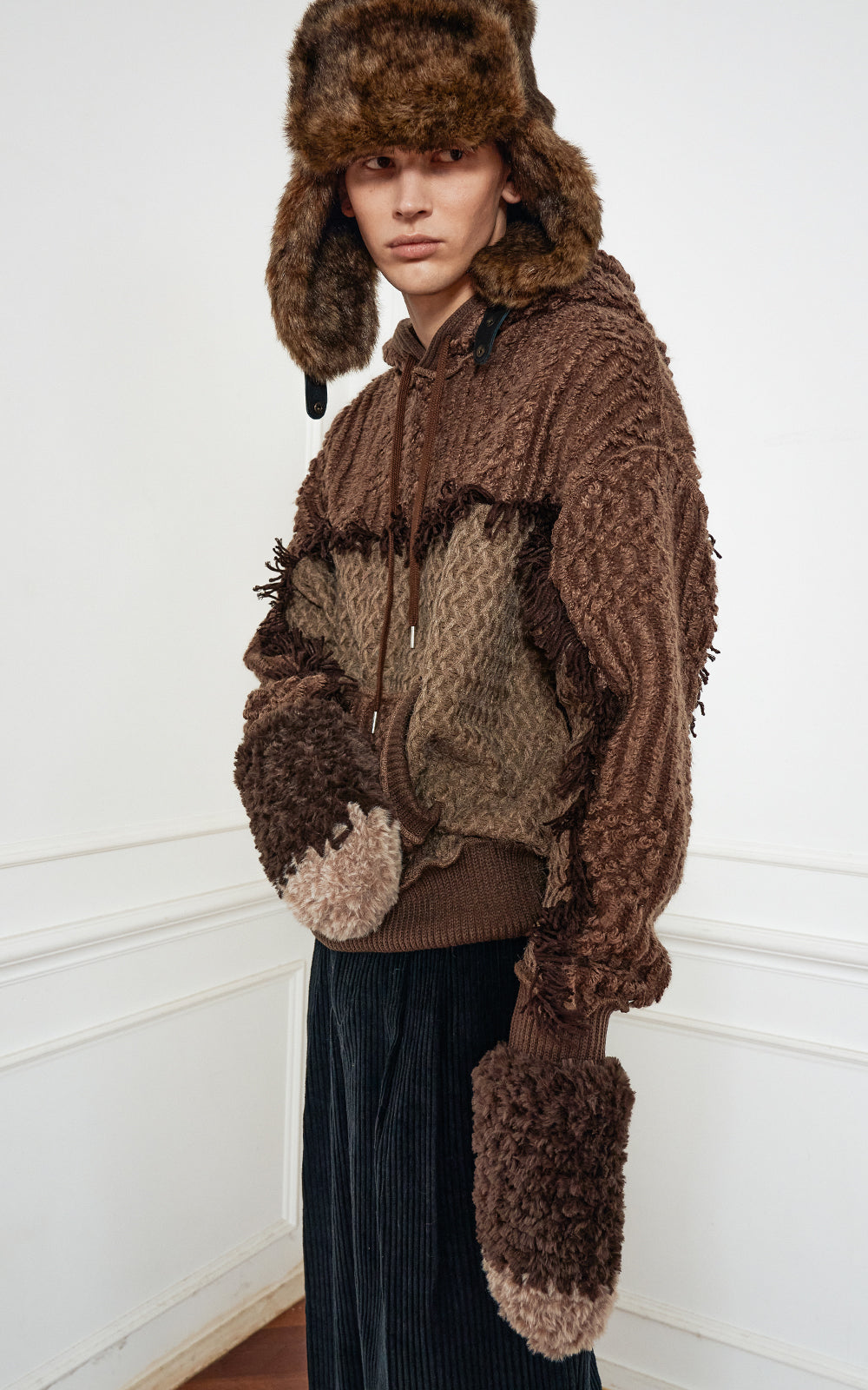 INSIDE-OUT TASSEL WOOL KNIT HOOD_[BROWN]