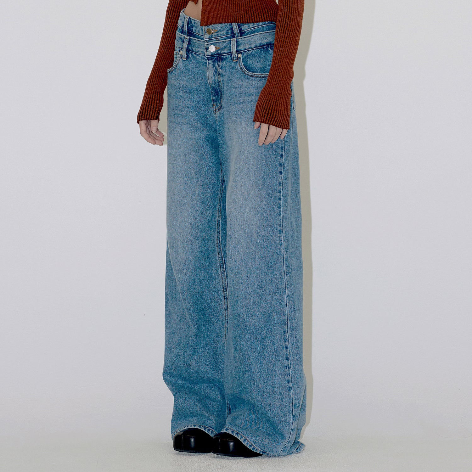 WAIST CONSECUTIVE BOOTSCUT DENIM (blue)