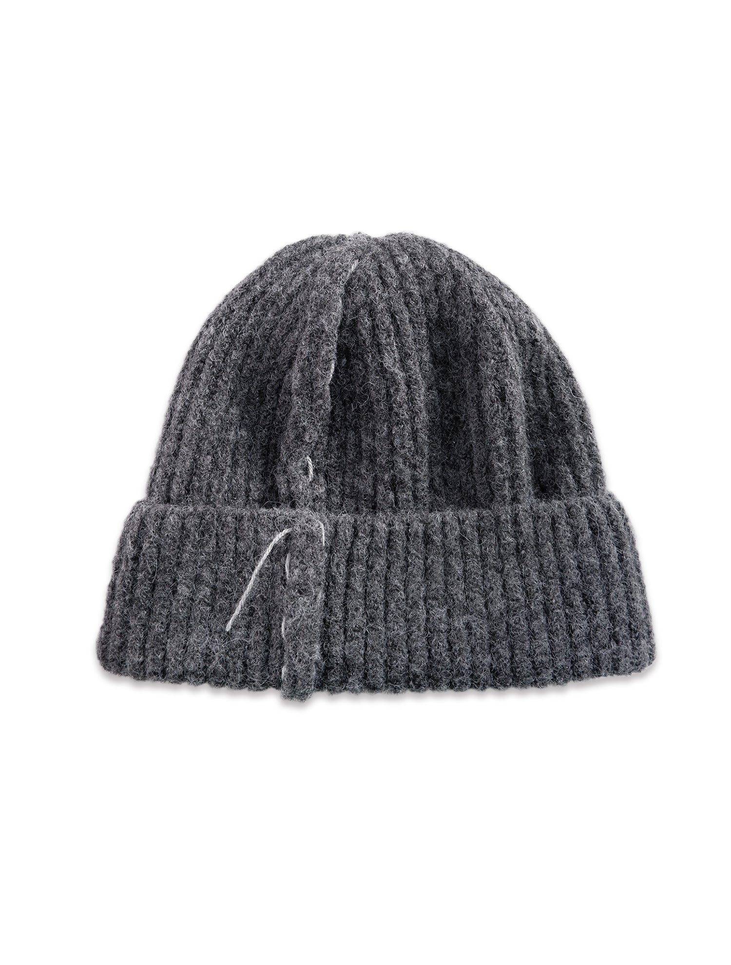 Seam Out Hand Stitch Beanie / Charcoal