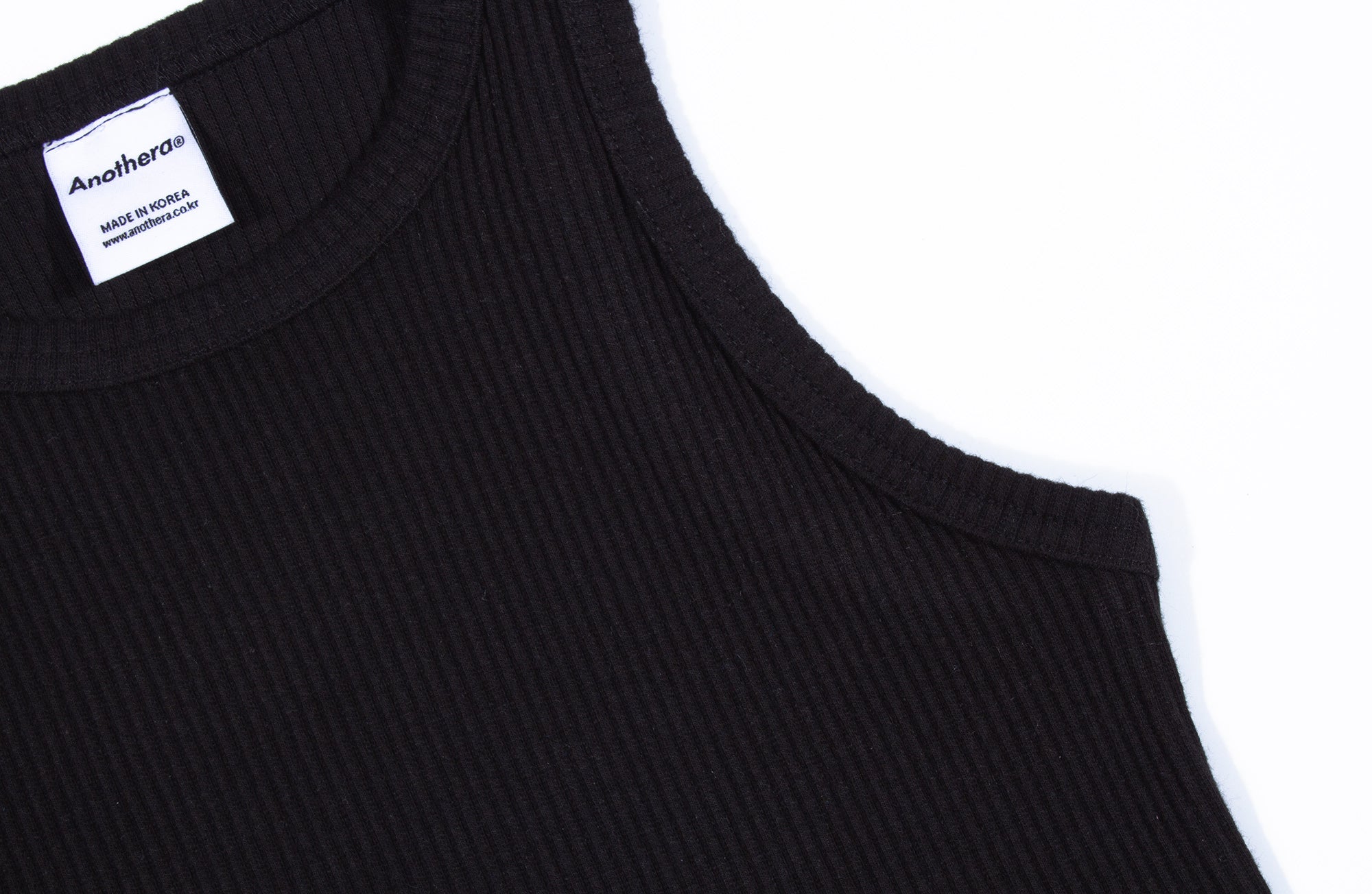 CONTRAST STITCH SLEEVELESS Black