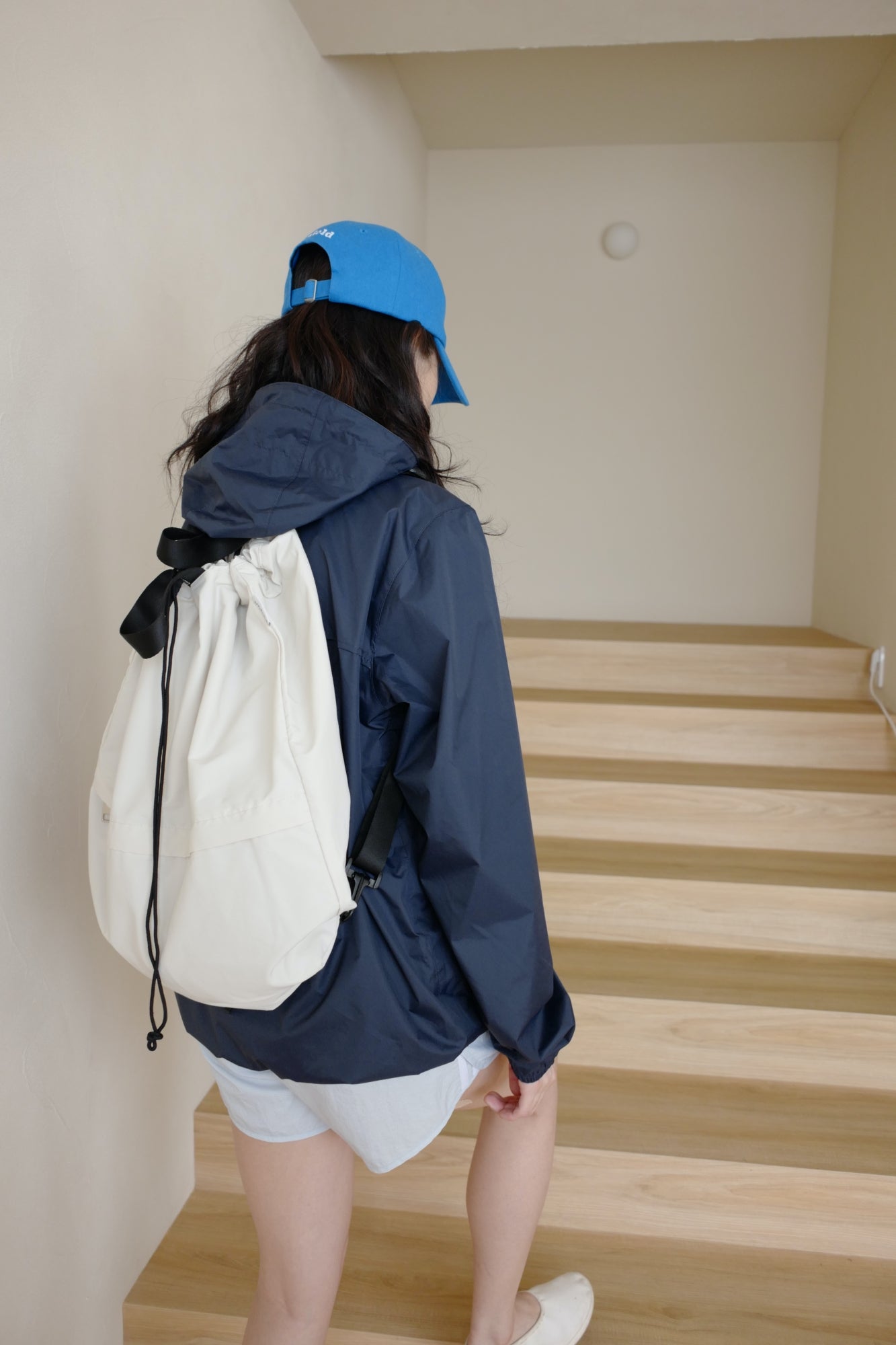 String backpack (Ivory)