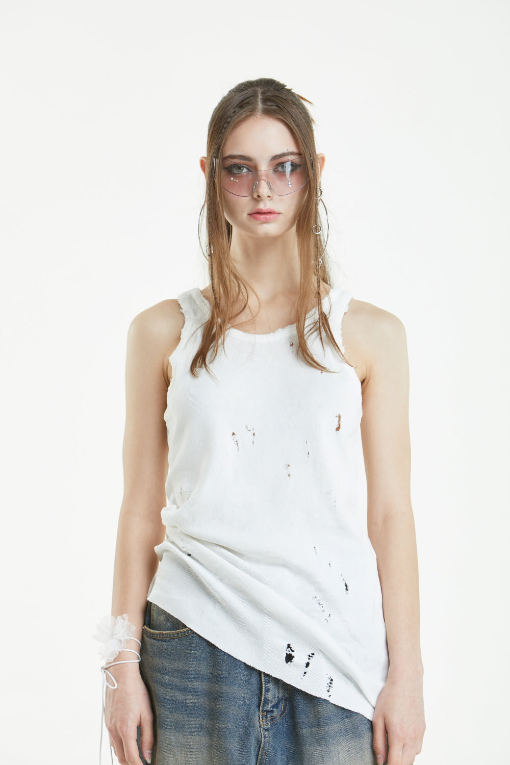 HOUSE SLEEVELESS TOP