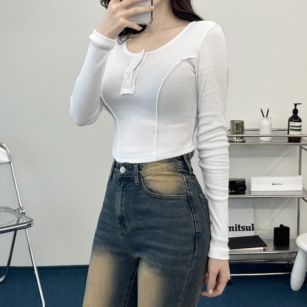 Slim Crop Long-Sleeved Tshirt