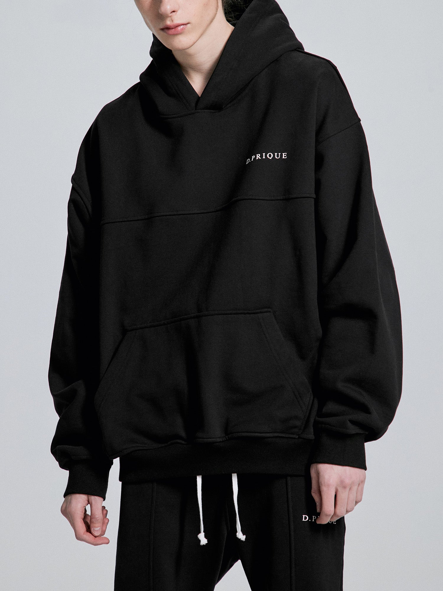 OVERSIZED LOGO HOODIE