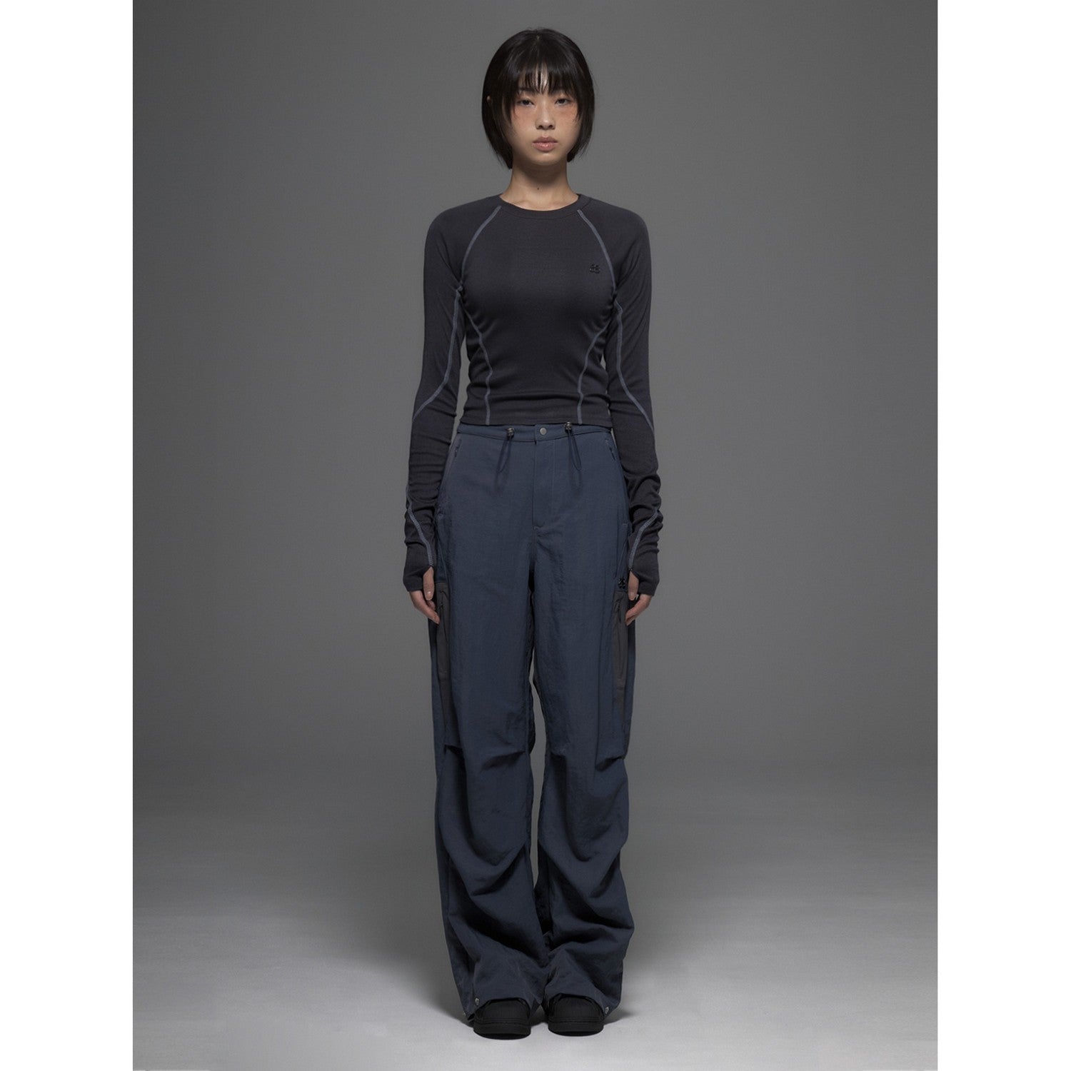 HALF OVAL PARACHUTE PANTS [DUSTY BLUE]