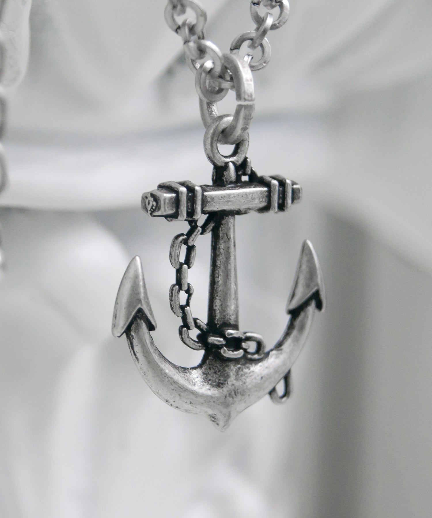 Anchor o Chain Necklace