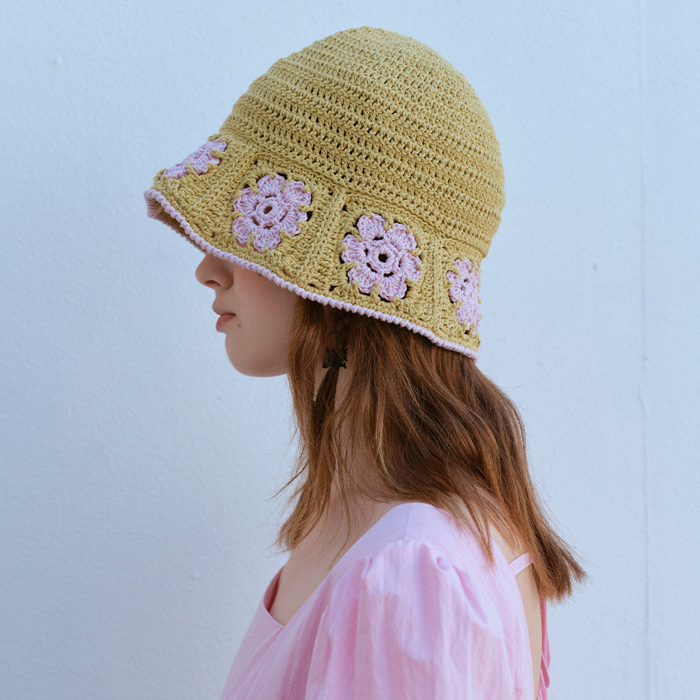 HANDMADE FLOWERS BUCKET HAT