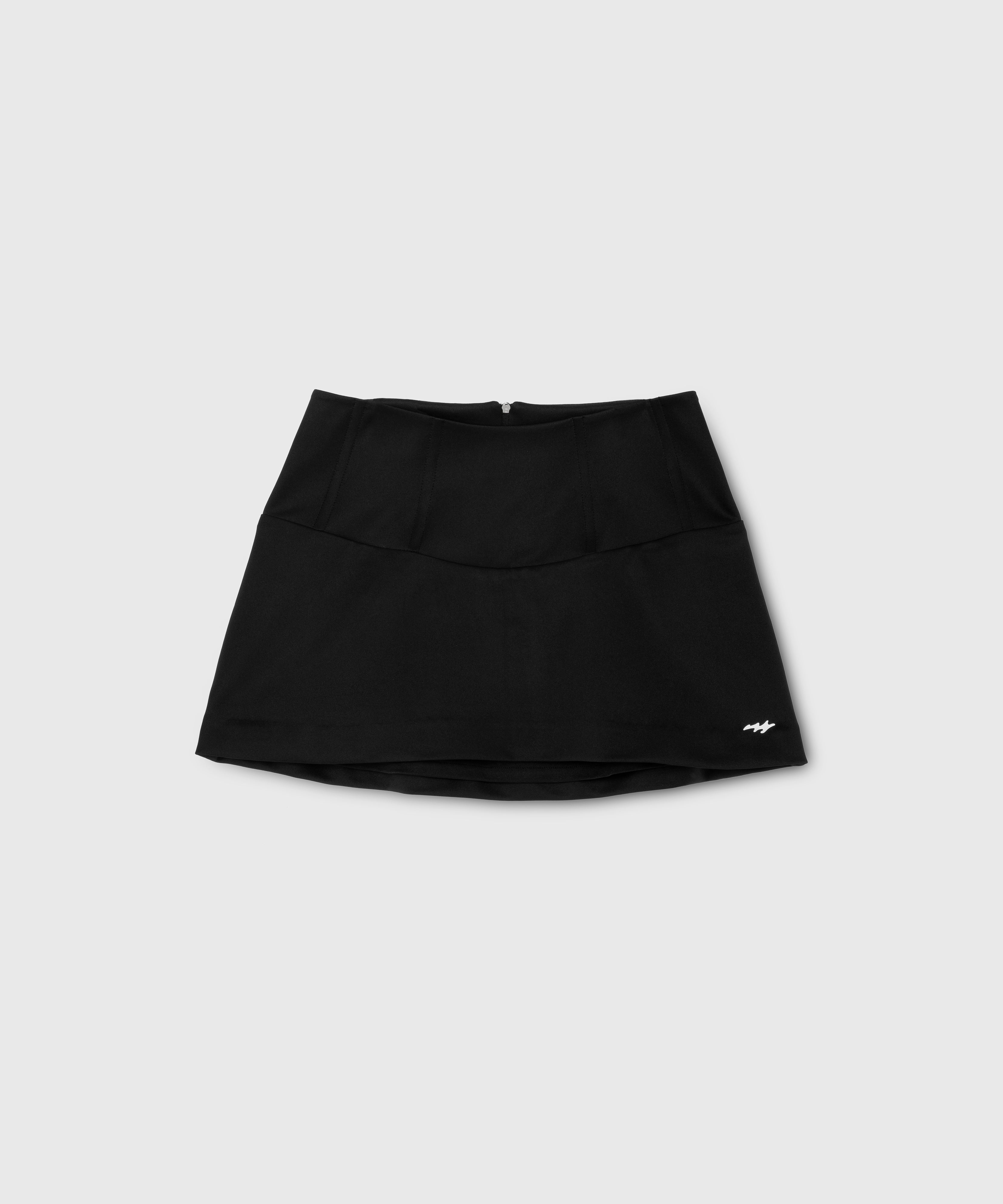 HI! IM FIRST SKIRT :)